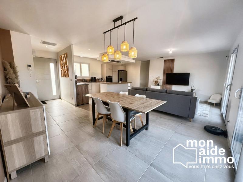 Maison - 100 m² - 5 pièces