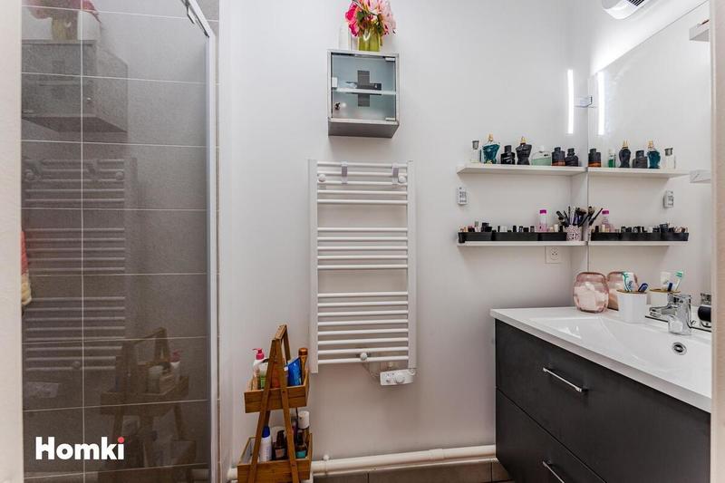 Appartement - 84 m² - 4 pièces