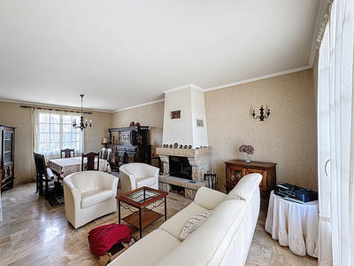 Maison - 120 m² - 7 pièces