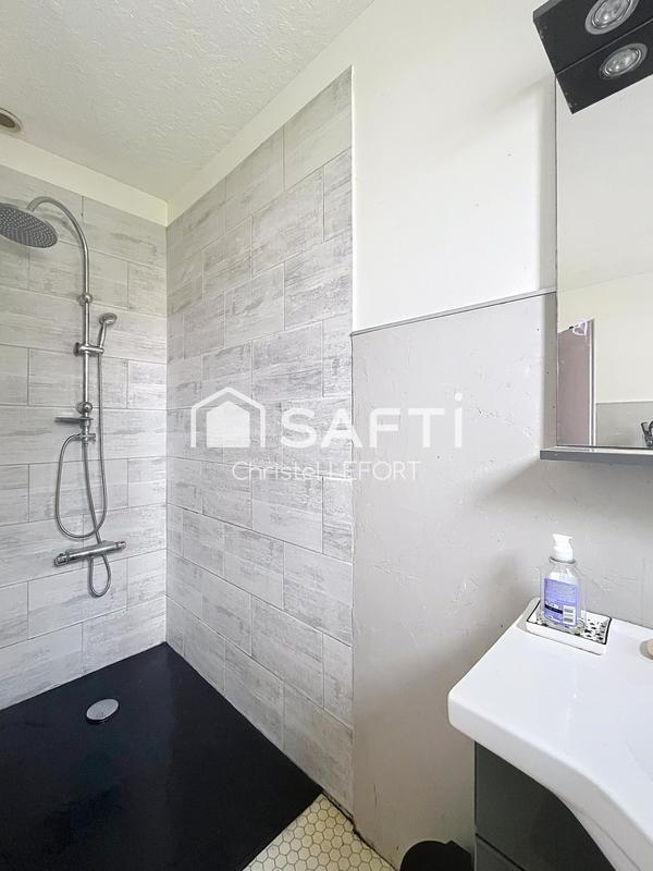 Maison - 122 m² - 6 pièces