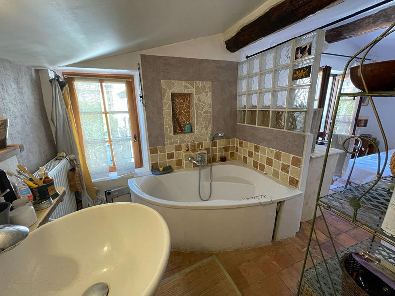 Maison - 200 m² - 7 pièces