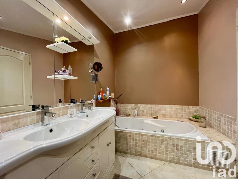 Maison - 81 m² - 4 pièces