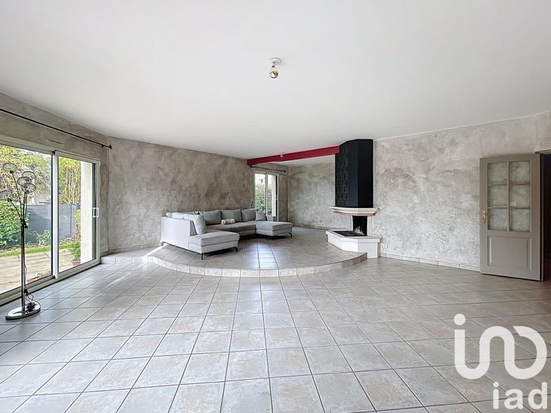 Maison - 183 m² - 7 pièces