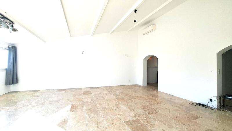 Immeuble - 310 m² - 12 pièces