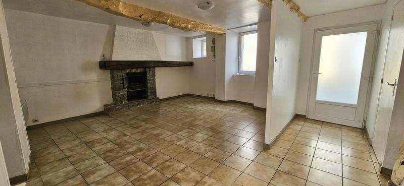 Maison de village - 112 m² - 10 pièces