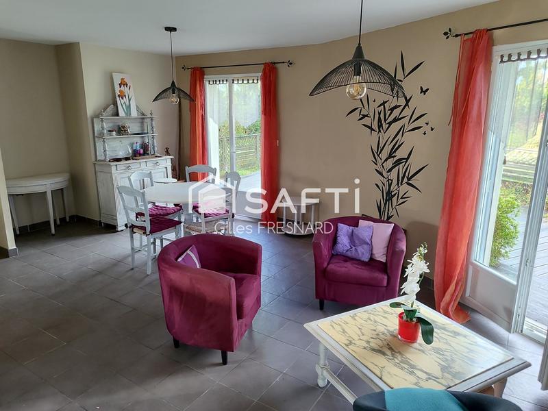 Maison - 90 m² - 4 pièces