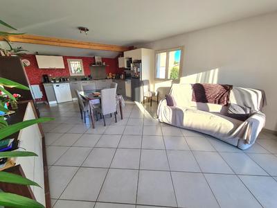 Maison - 185 m² - 8 pièces