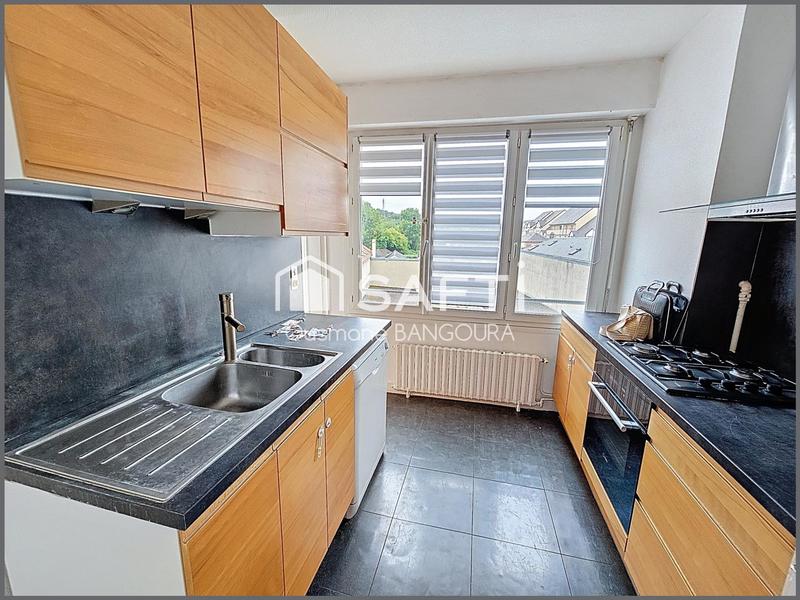 Appartement - 95 m² - 5 pièces