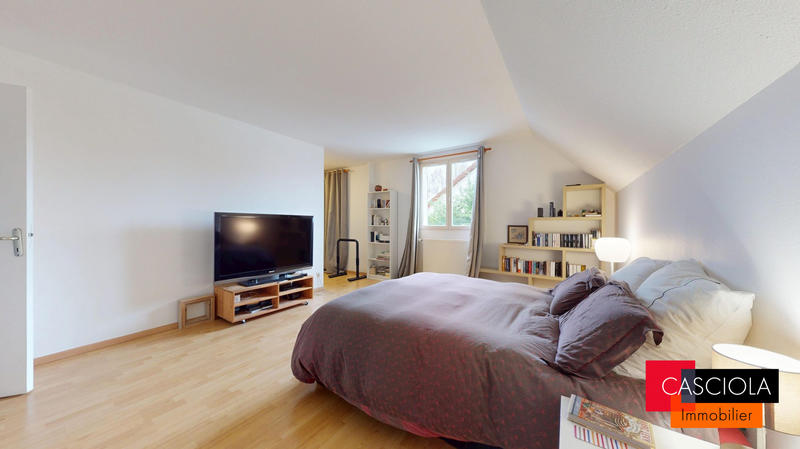 Maison - 166 m² - 7 pièces