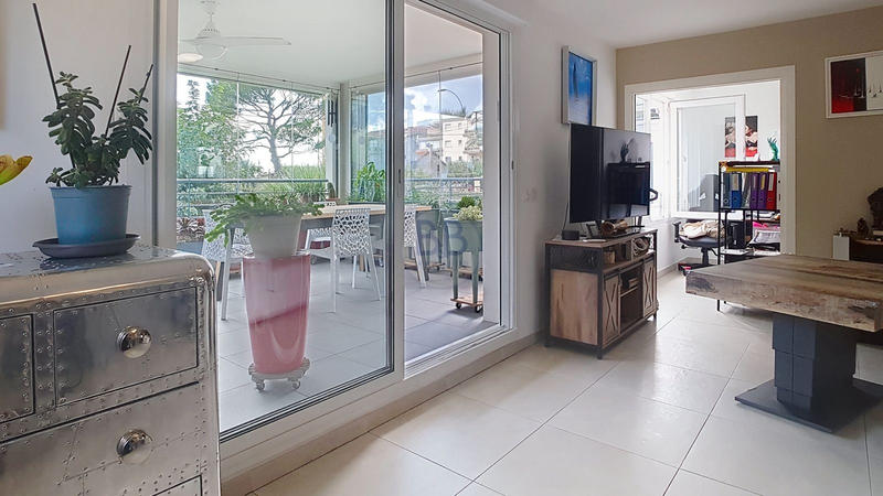 Appartement - 77 m² - 3 pièces