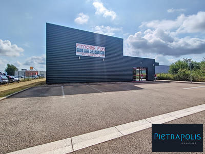 Local d'activités - 795 m²