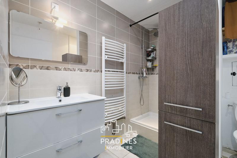 Appartement - 85 m² - 4 pièces