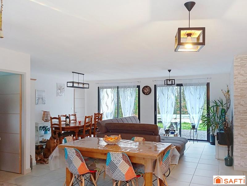 Maison - 100 m² - 4 pièces