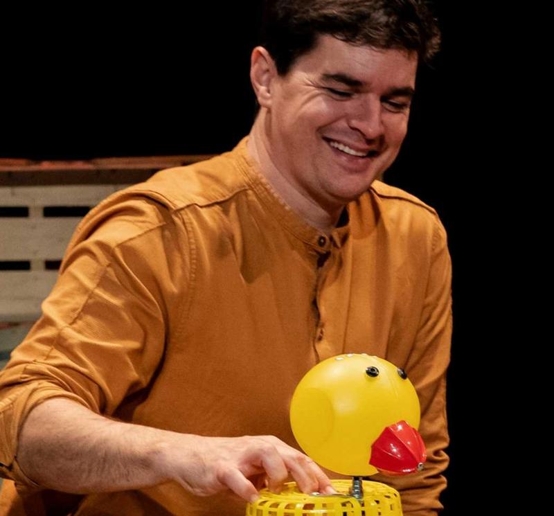 Spectacle : l'arbre à livres