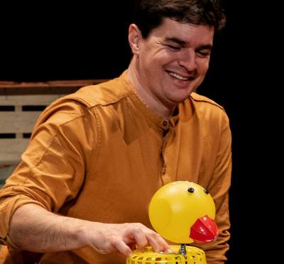 Spectacle : l'arbre à livres