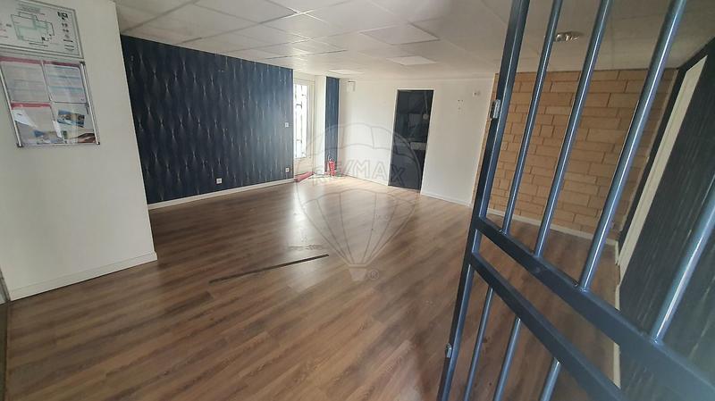 Local commercial - 43 m² - 3 pièces