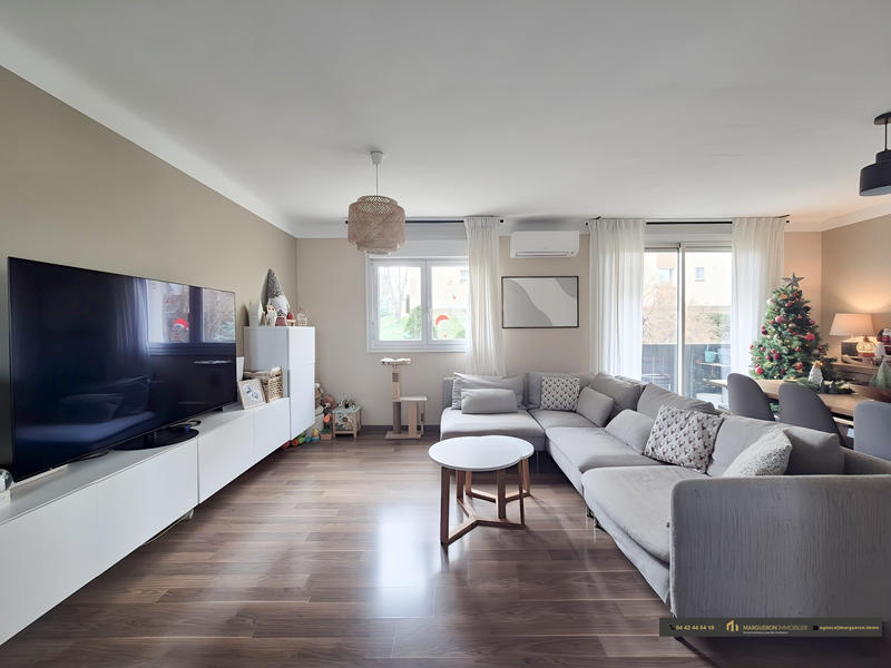 Appartement - 70 m² - 4 pièces