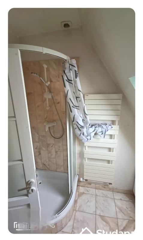 Chambre - 13 m² - 1 pièce