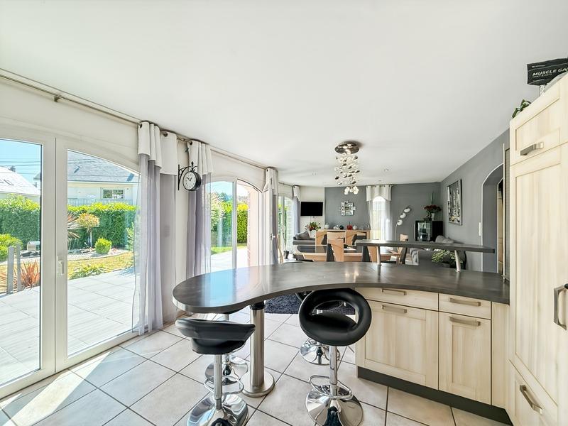 Maison - 140 m² - 7 pièces