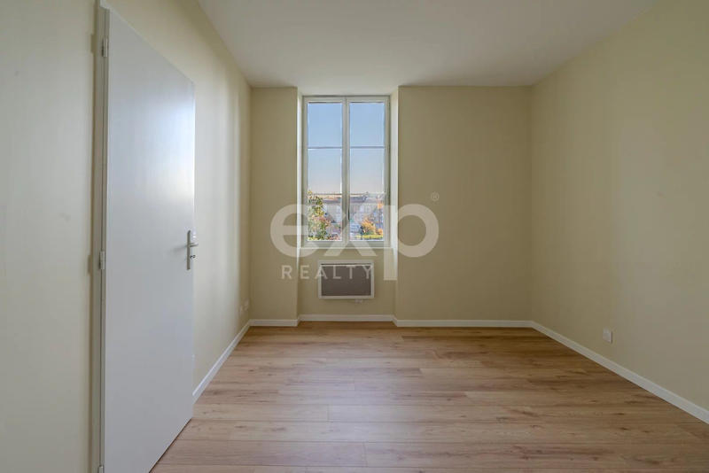 Appartement - 90 m² - 4 pièces