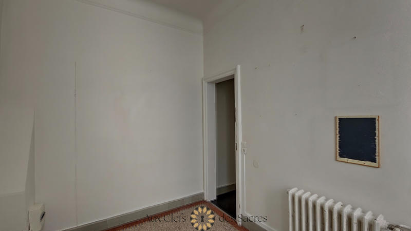 Appartement - 147 m² - 5 pièces