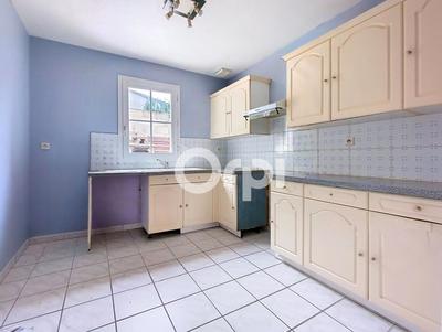 Maison de ville - 80 m² - 4 pièces