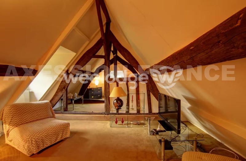 Maison - 96 m² - 7 pièces