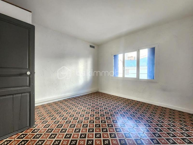 Maison - 246 m² - 10 pièces