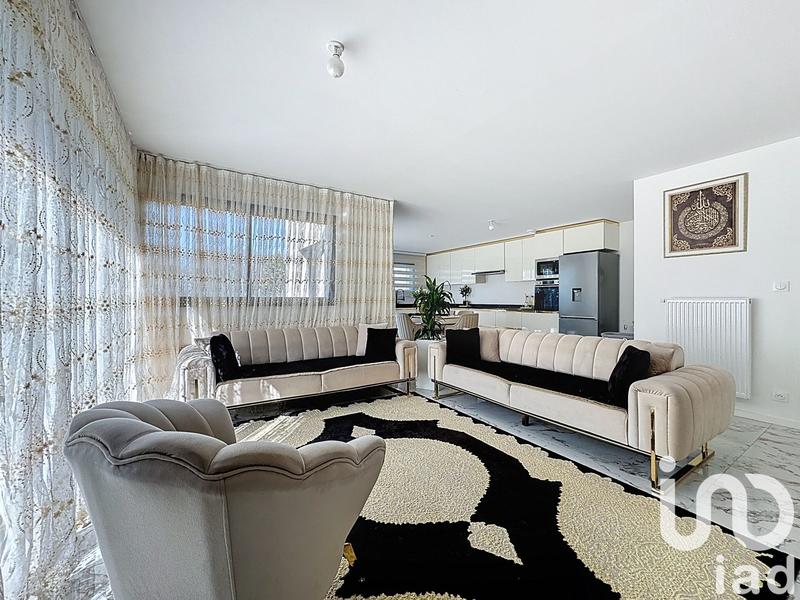 Maison - 145 m² - 6 pièces