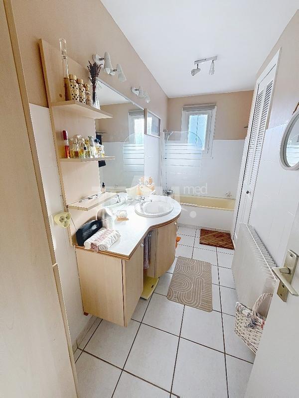 Villa - 139 m² - 6 pièces