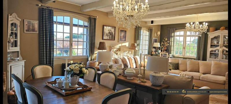 Villa - 180 m² - 4 pièces