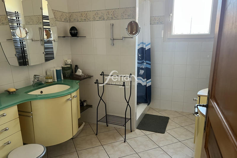 Maison - 175 m² - 6 pièces