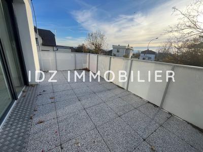Appartement - 94 m² - 4 pièces