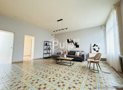 Maison de ville - 150 m² - 9 pièces