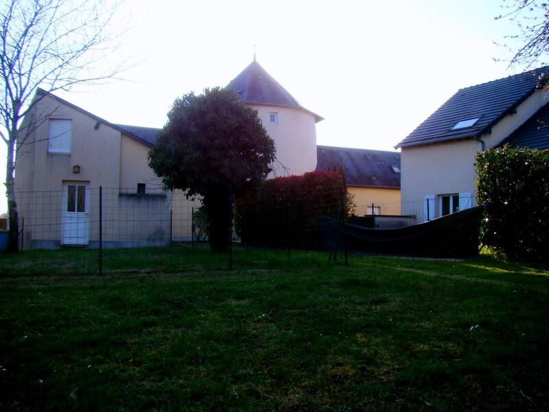 Propriété - 406 m² - 18 pièces