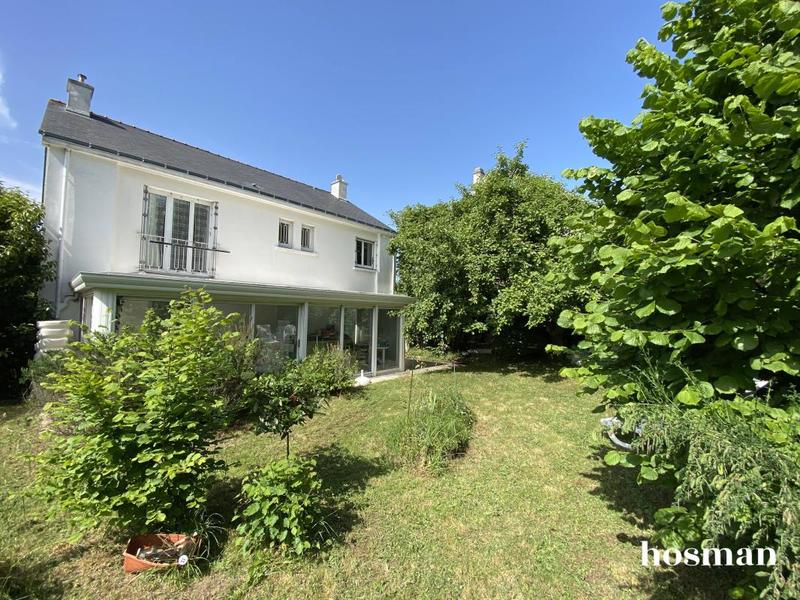 Maison - 139 m² - 8 pièces