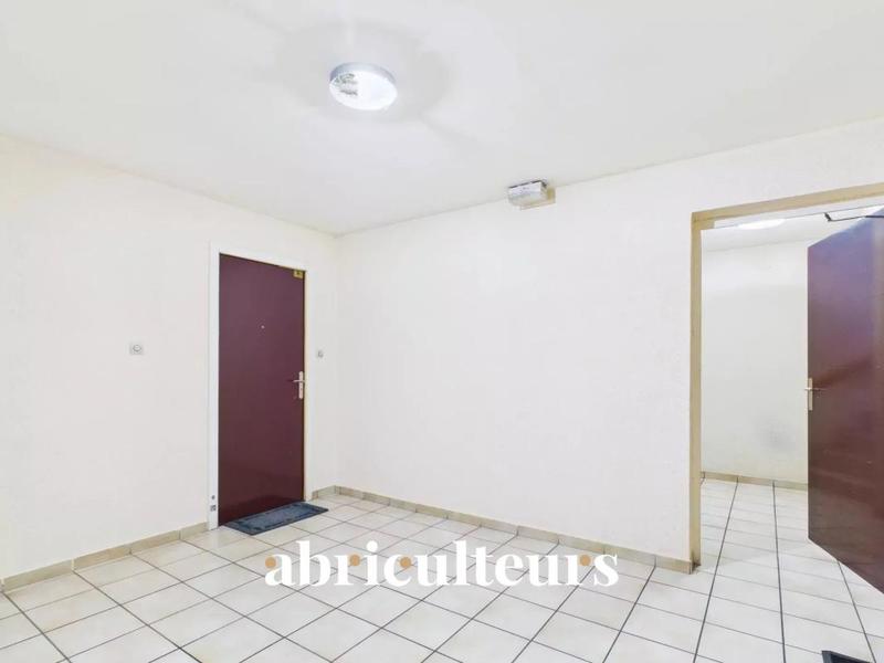 Appartement - 90 m² - 5 pièces