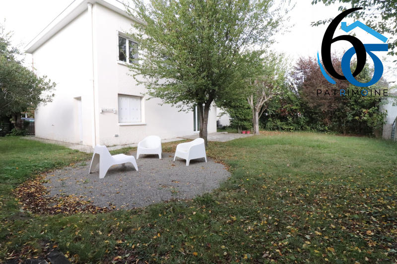 Maison - 102 m² - 4 pièces