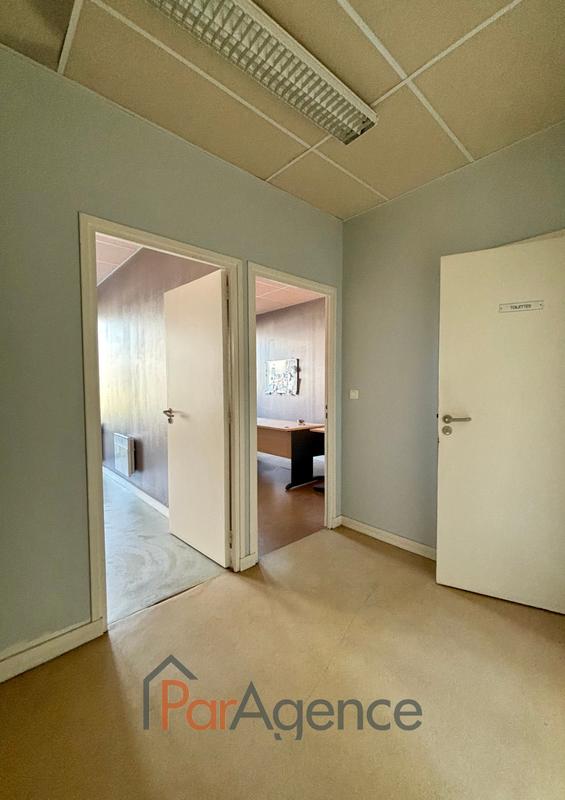 Local commercial - 140 m²