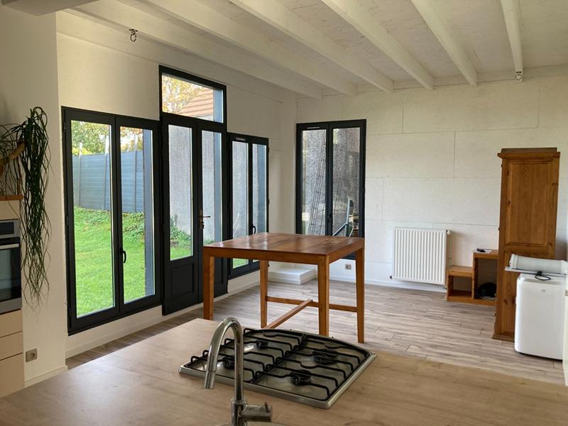 Maison - 208 m² - 8 pièces