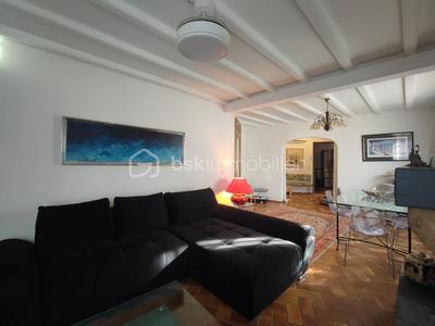 Maison de ville - 185 m² - 7 pièces