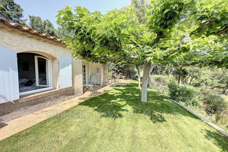Villa - 245 m² - 6 pièces
