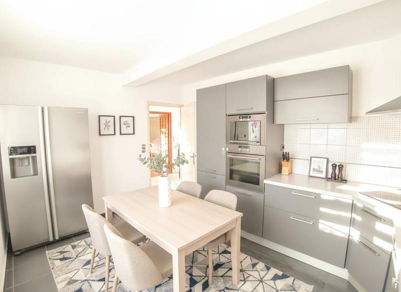 Maison - 189 m² - 6 pièces