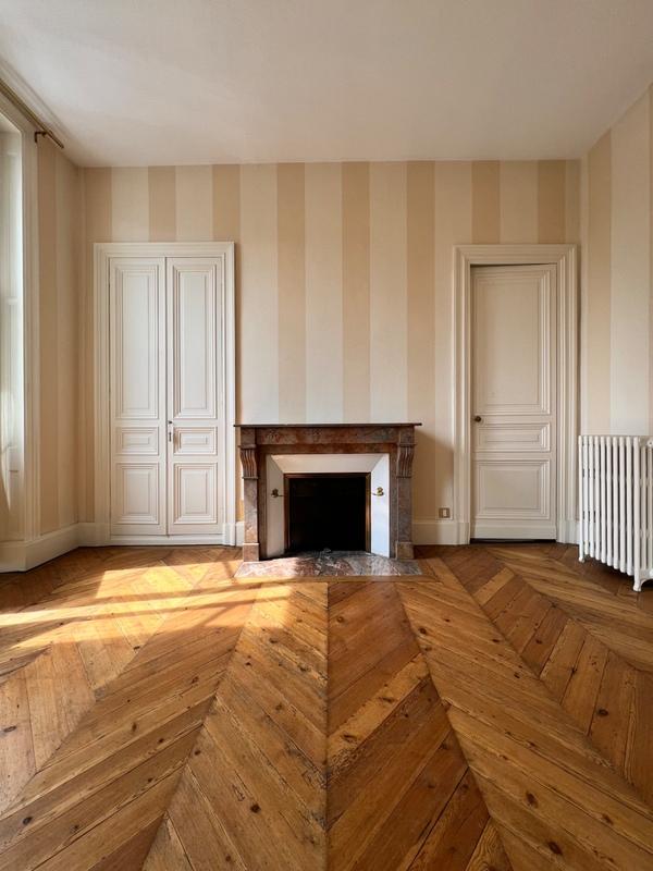 Maison bourgeoise - 170 m² - 5 pièces