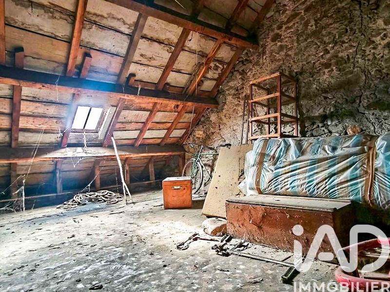 Maison - 98 m² - 5 pièces