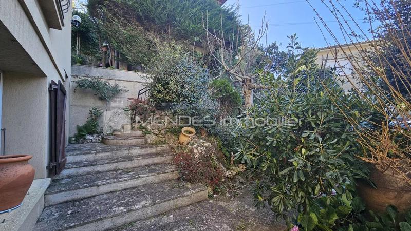 Villa - 147 m² - 4 pièces