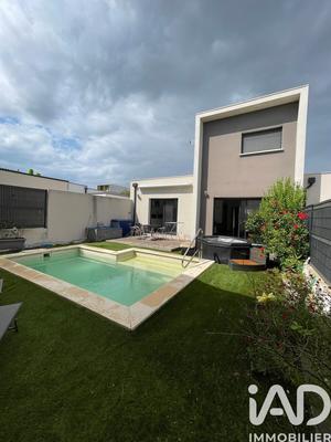 Maison - 86 m² - 4 pièces