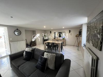 Maison - 125 m² - 7 pièces