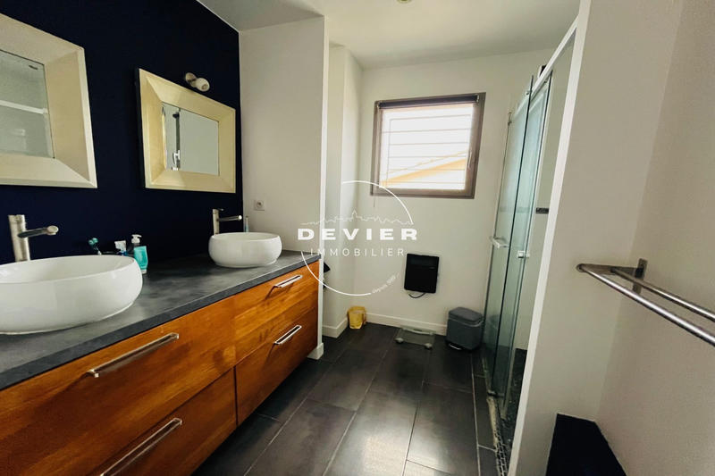 Villa - 170 m² - 5 pièces