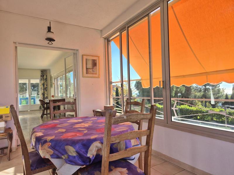 Appartement - 140 m² - 4 pièces